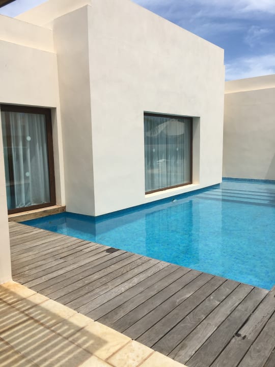 Gartenanlage Alondra Villas & Suites