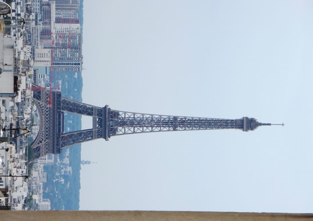 Blick von den oberen Etagen Hotel Le Chat Noir