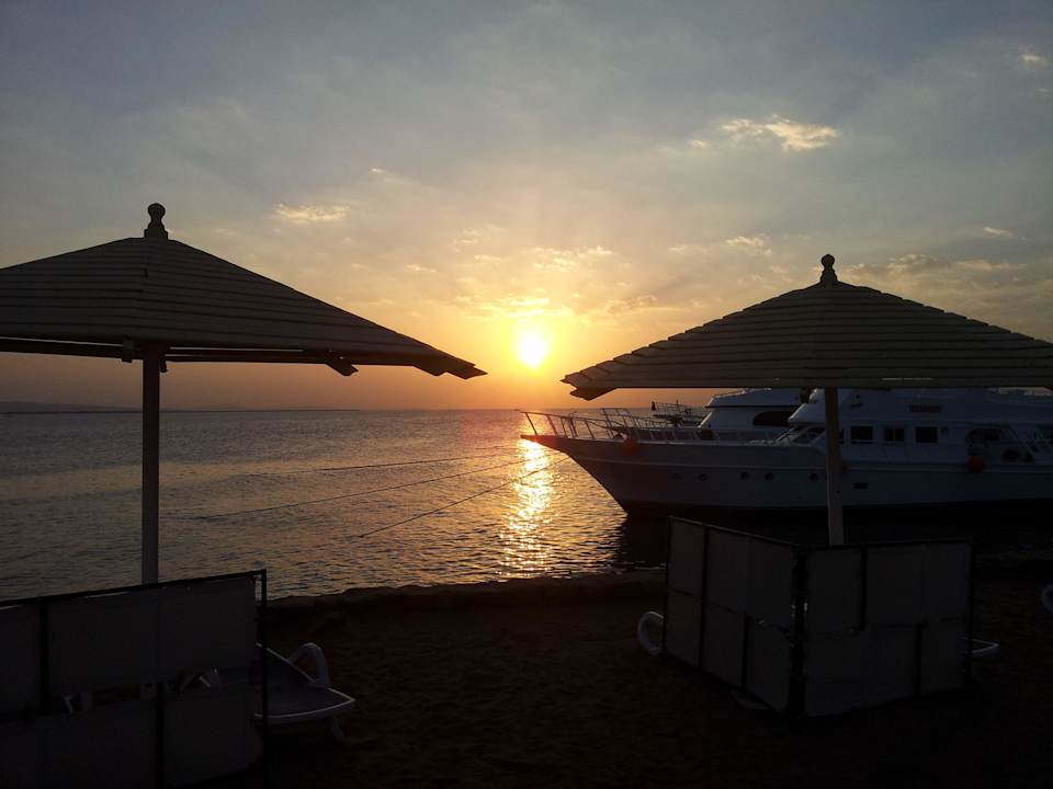 Рассвет,однако SUNRISE Holidays Resort (Adults Only)