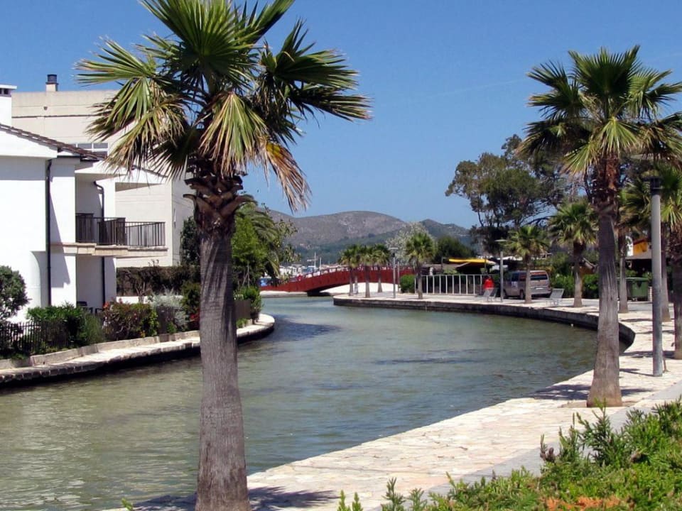 Flussmündung mit Halbinsel Richtung Strand Apartments Venecia