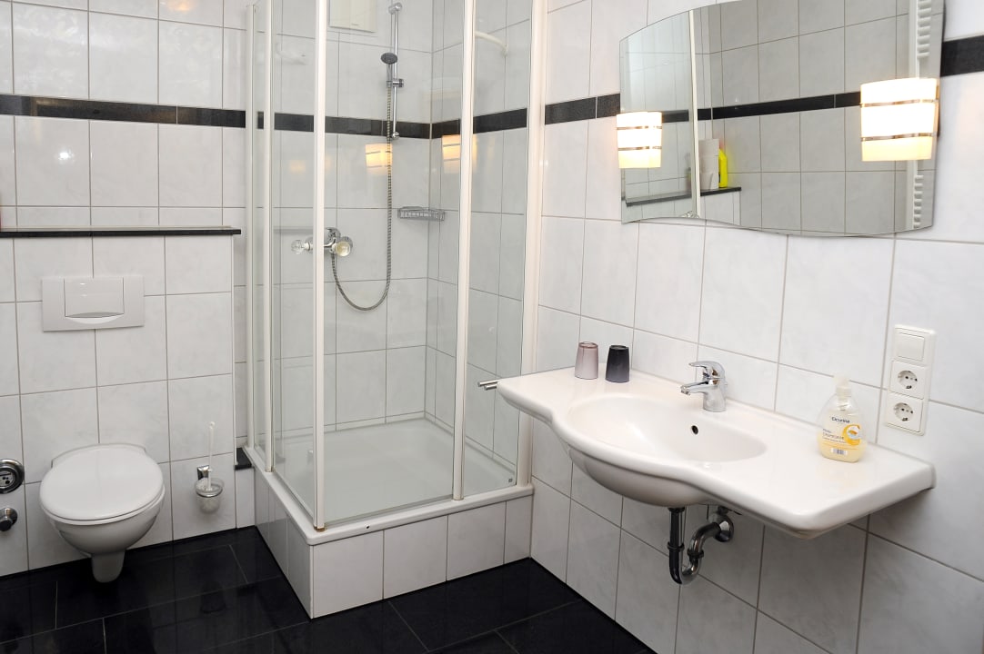 Zimmer Ferienweingut Gutshof Zenz