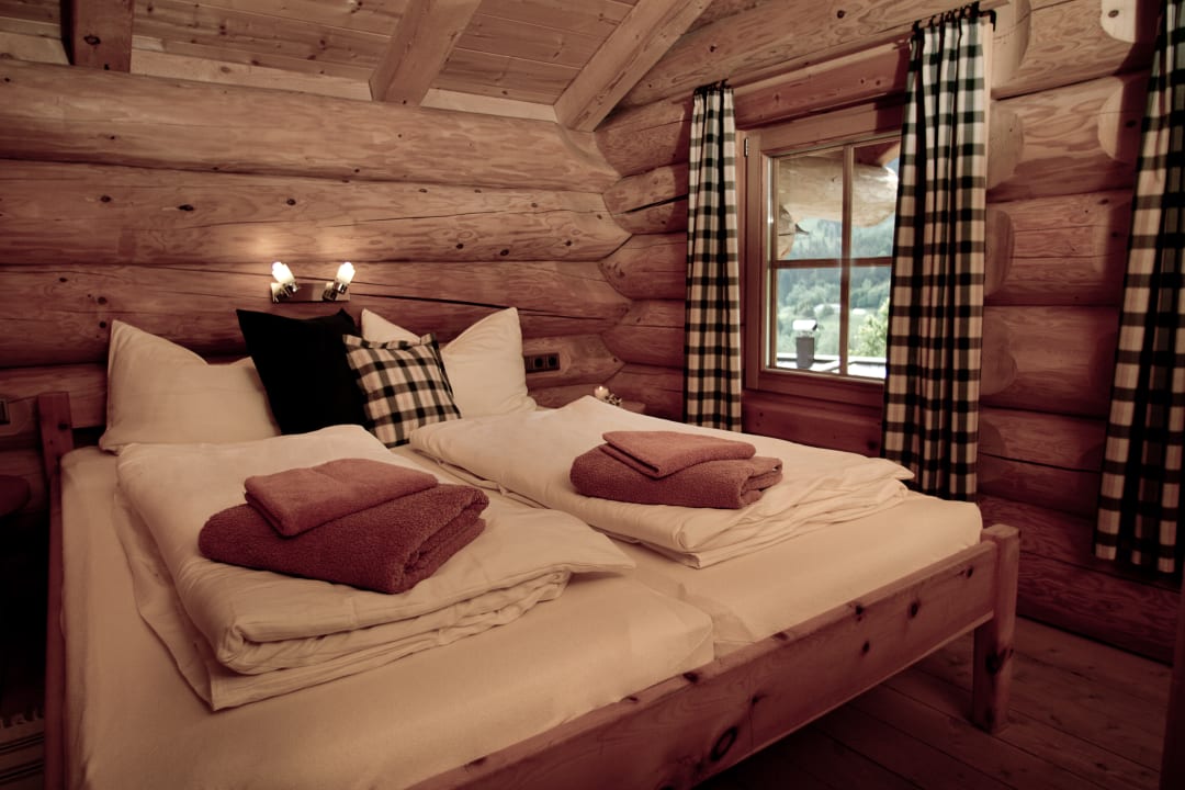 Zimmer Hüttendorf Maria Alm