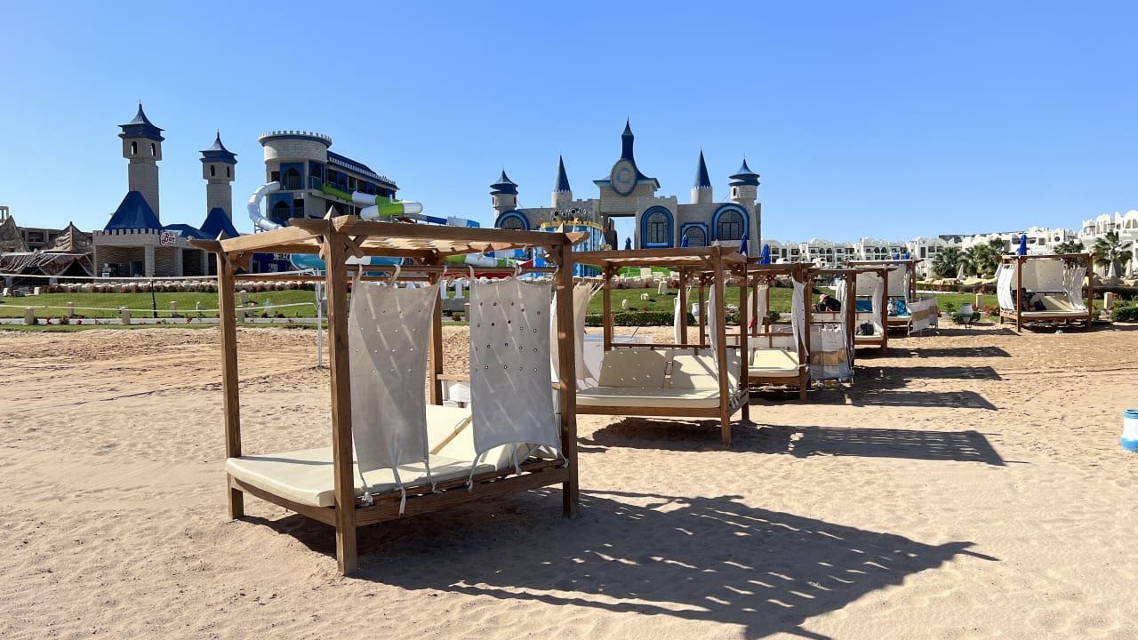 Strand Gravity Hotel & Aquapark Sahl Hasheesh