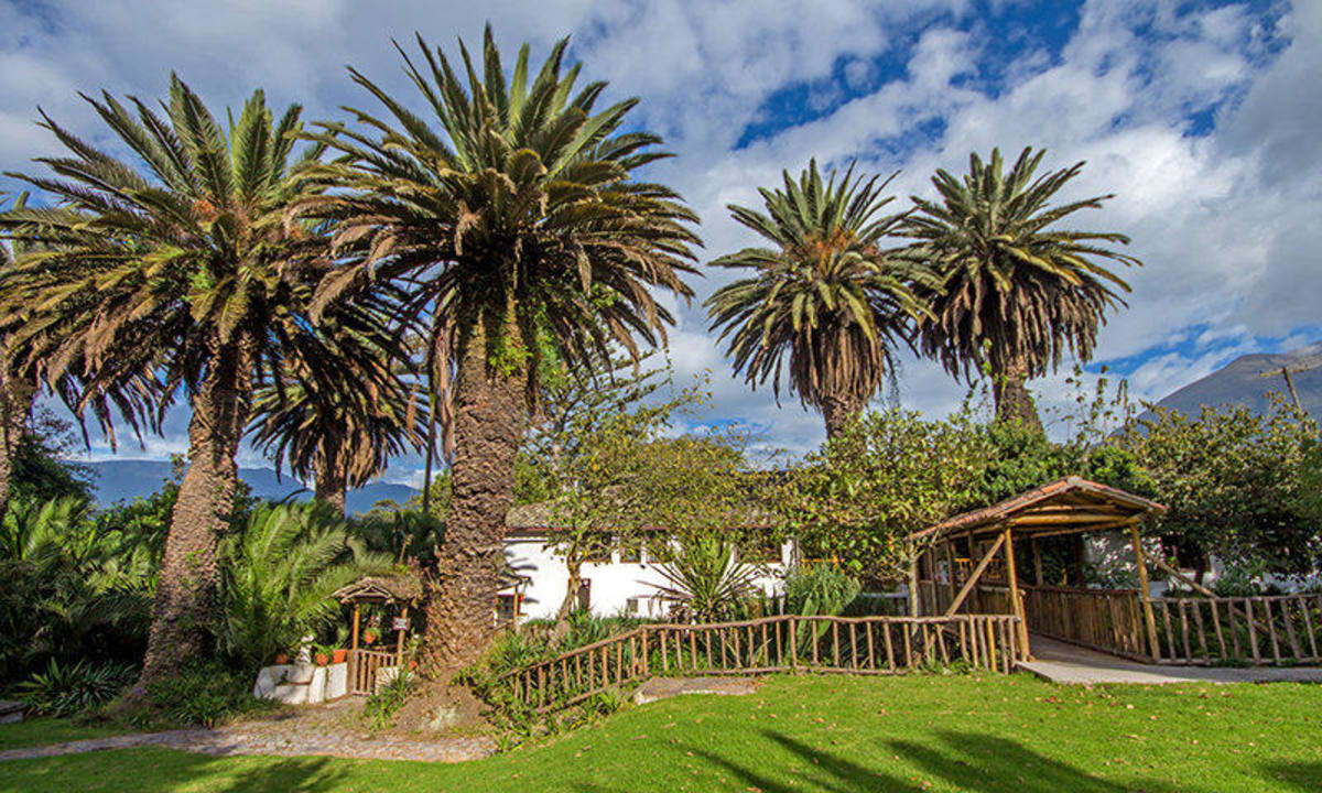 Jardines Hacienda Hosteria Chorlavi