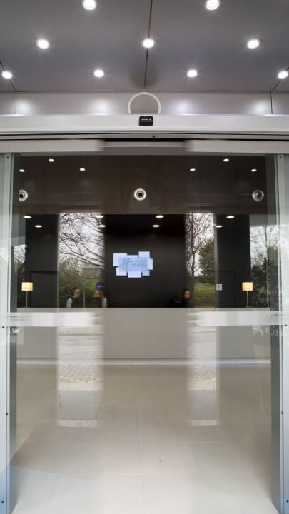 Our Reception Hotel Holiday Inn Express Porto Exponor