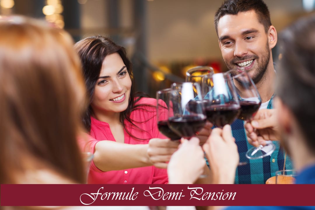 Sonstiges La Cabourne, Gîte d'étape et de groupes