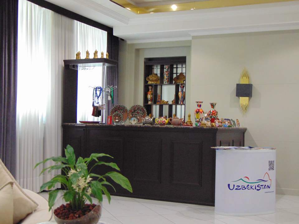 Lobby Wyndham Garden Tashkent