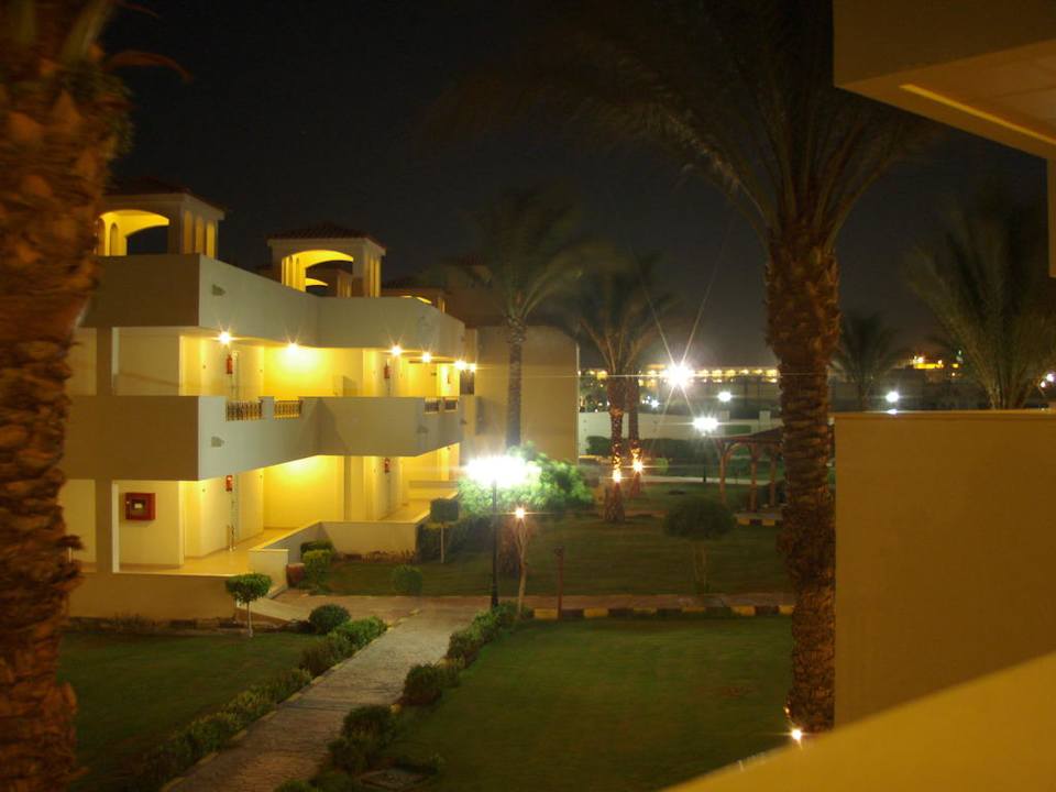 Ausblick von unserem Zimmer im 3000 Block Pickalbatros Dana Beach Resort - Hurghada