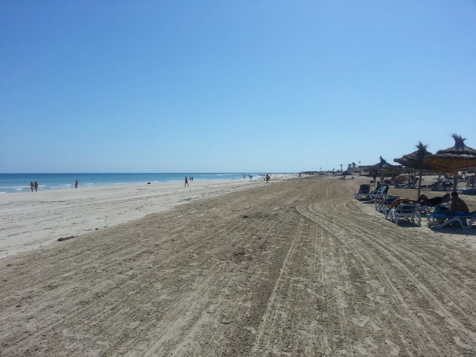 Rechte Seite vom Hotelstrand Calimera Yati Beach