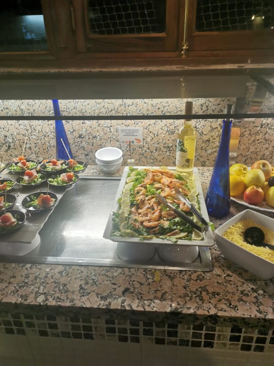 Gastro HL Miraflor Suites Hotel