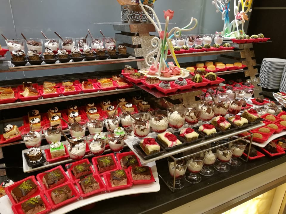 Gastro Limak Lara Deluxe Hotel & Resort