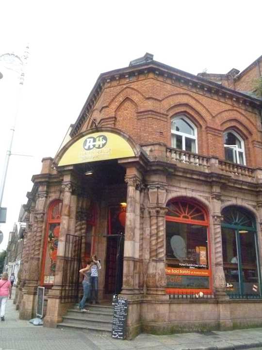 Haupteingang Bistro Hotel Avalon House