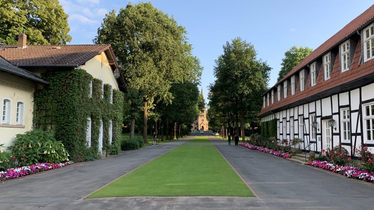 Außenansicht Gräflicher Park Health & Balance Resort