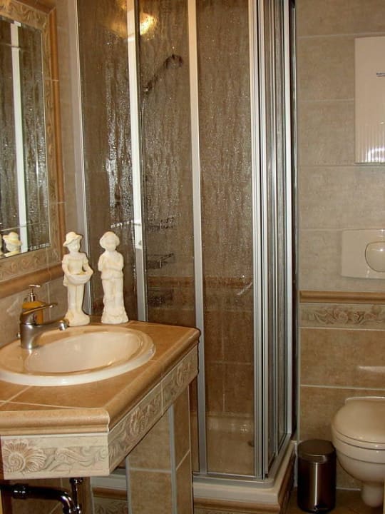 Bad mit Dusche Ferienhaus Deibl