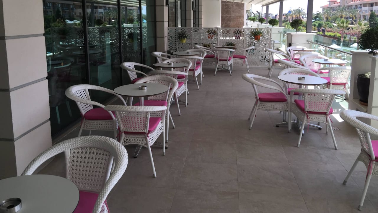 Patisserieterrasse Luna Blanca Resort & Spa