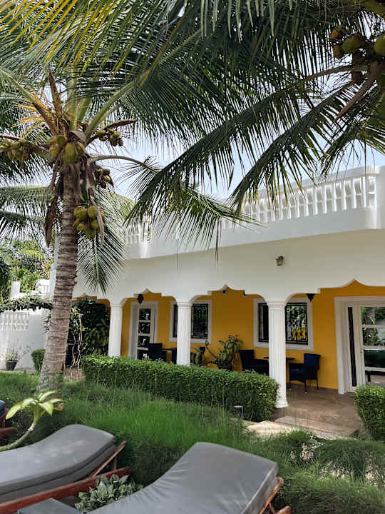 Gartenanlage Dulaa Deema Residence Brufut Heights