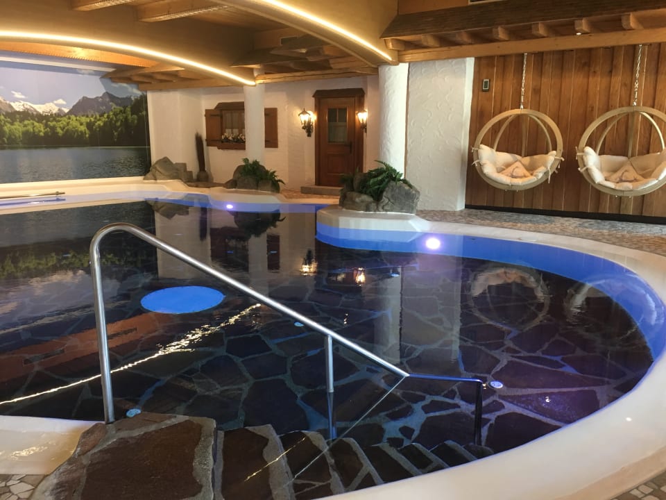 Pool Parkhotel Burgmühle