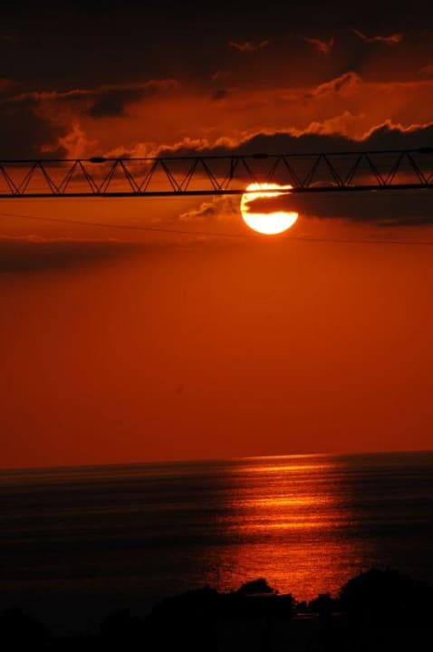 Rote Sonne Hotel Best Delta