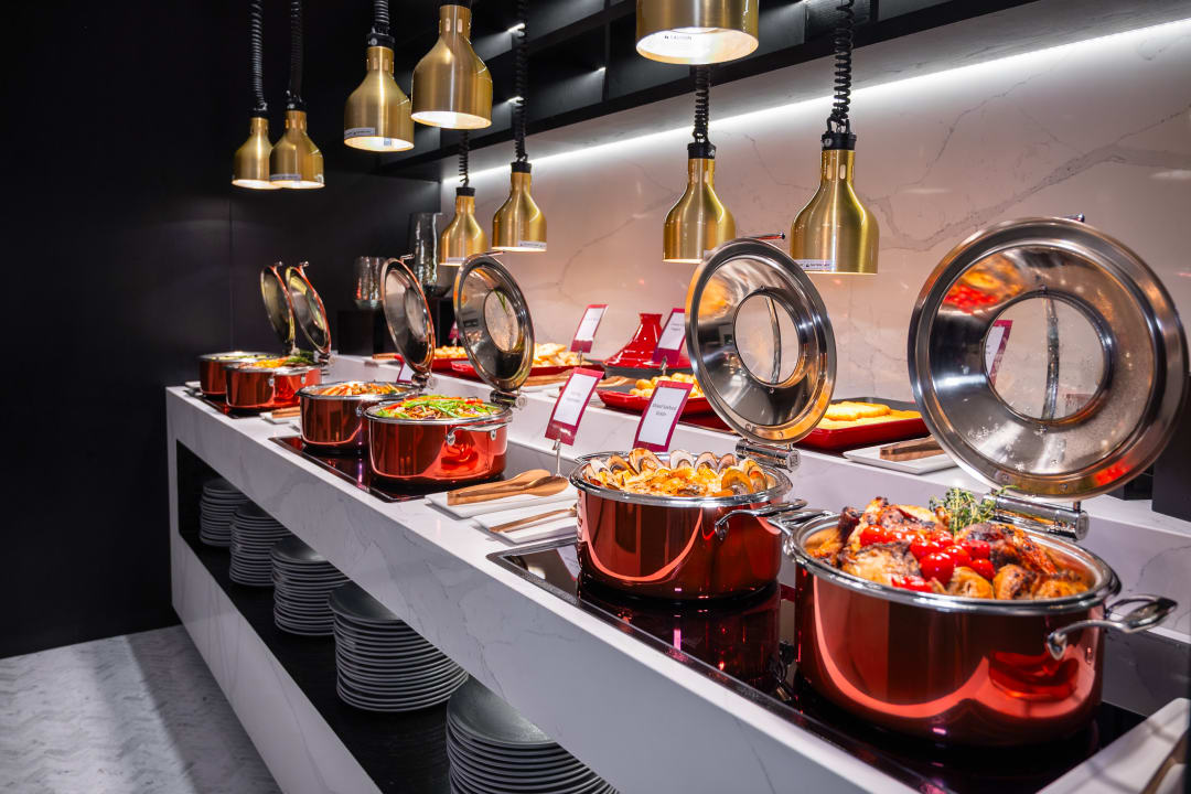 Gastro Rose Rayhaan by Rotana