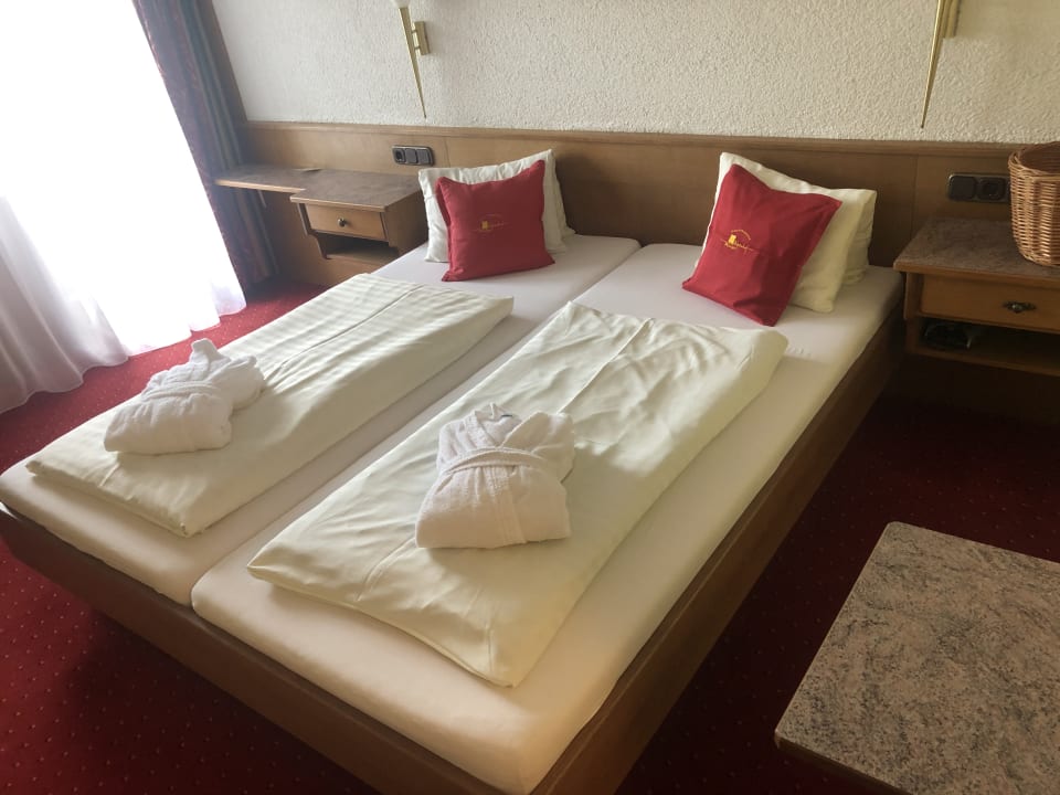 Zimmer Wenger Alpenhof