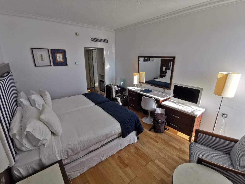 Zimmer Hotel Grecian Sands