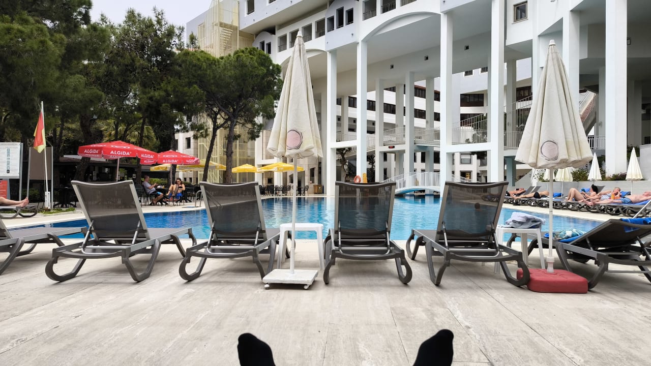 Pool Asteria Collection Side