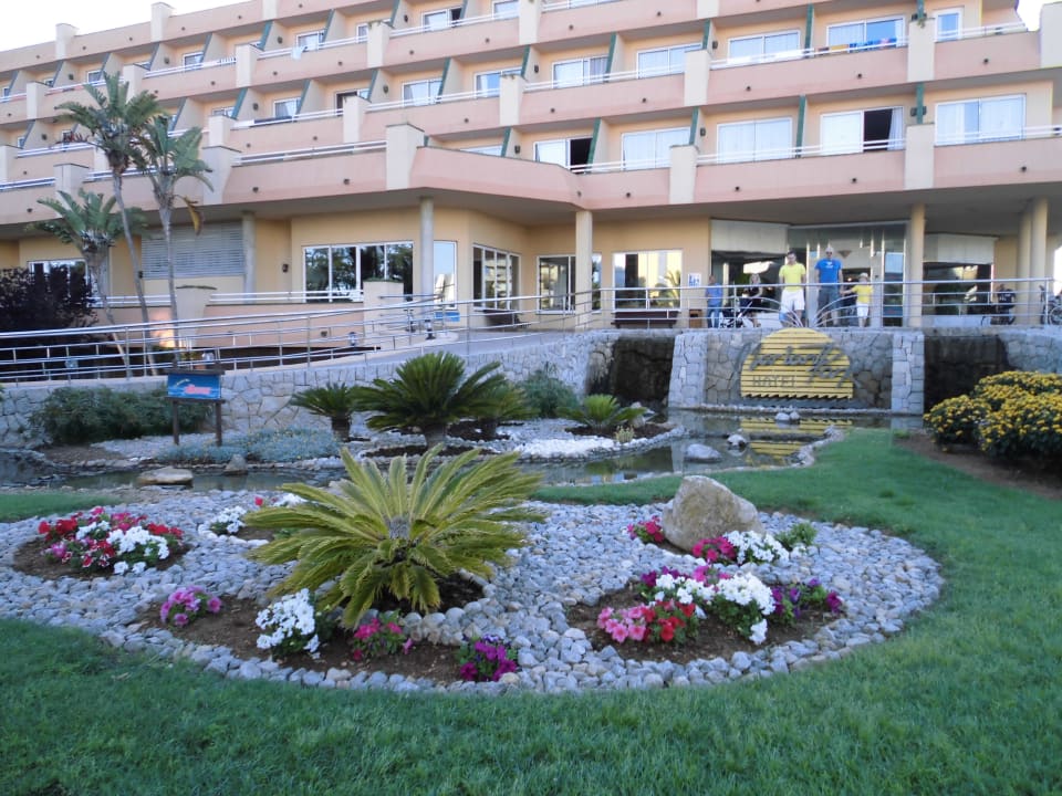 Außenbereich Eingang Hotel Mariant Park