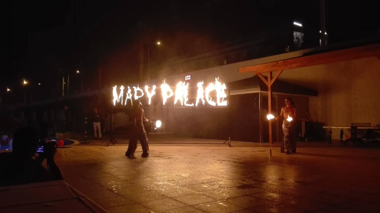 Galaabend war ein Traum Mary Hotel Side