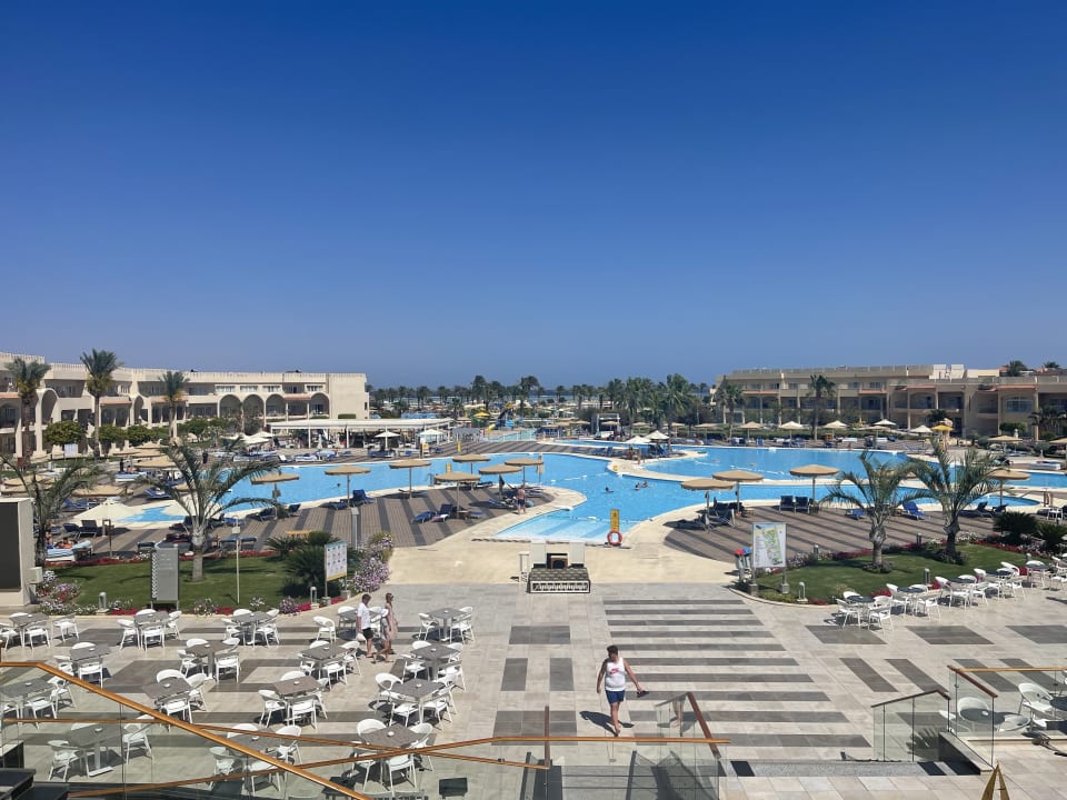Pool Pickalbatros Royal Moderna Resort-Sharm El Sheikh