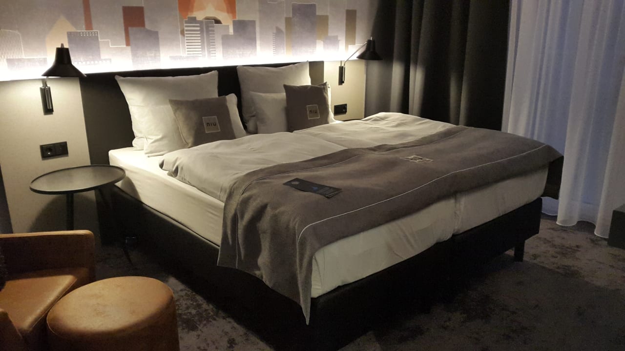 Zimmer Holiday Inn – the niu, Charly Frankfurt City
