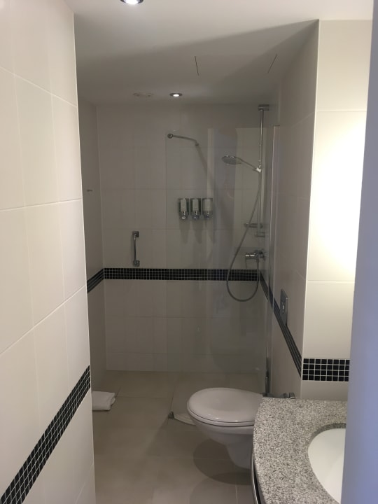 Zimmer Hampton by Hilton Berlin City West