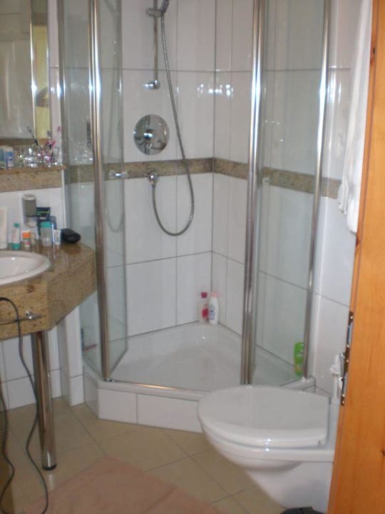 Badezimmer Hotel Enzian