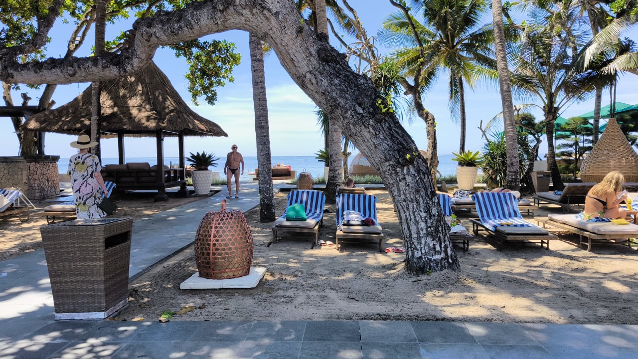 Strand Puri Santrian