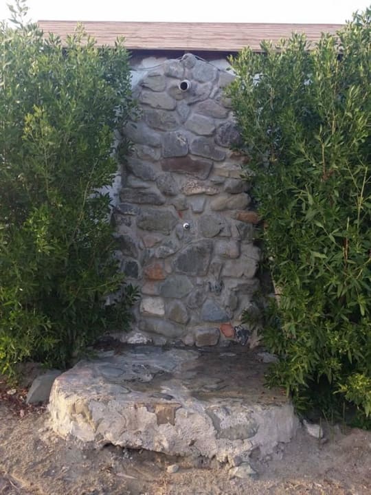 Dusche an der Kitestation Three Corners Equinox Beach Resort