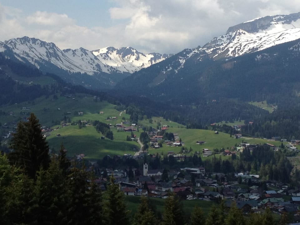 Sicht auf Kleinwalsertal Verwöhn- und Wellnesshotel Walserhof