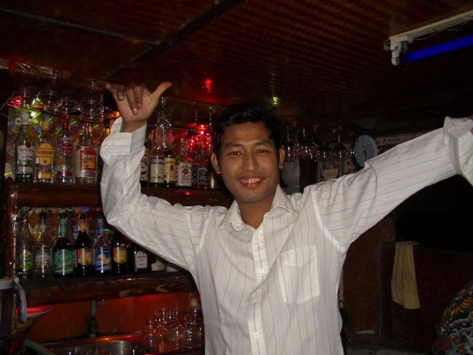 Der verrückte Barkeeper! Sunshine Resort 2 Koh Tao