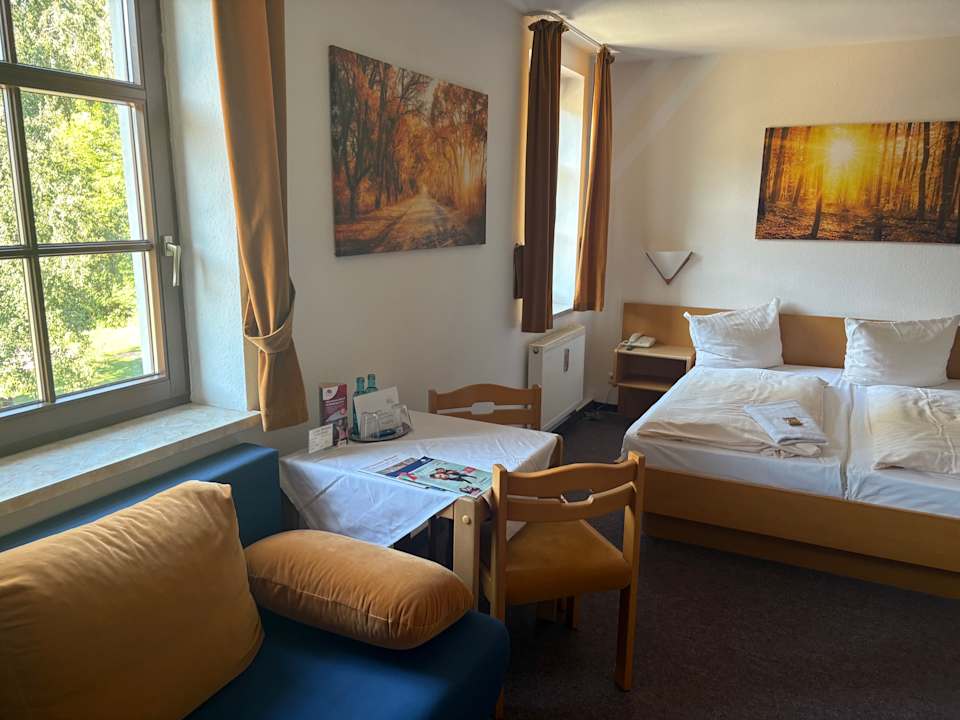 Zimmer Elegant-Hotel "Zur Burg"