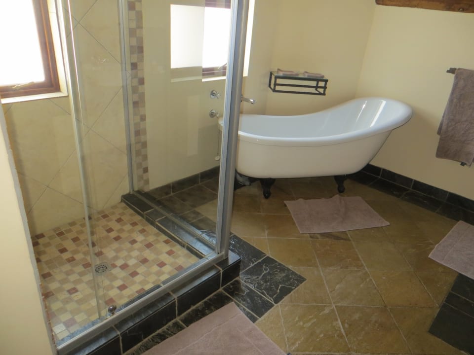 Zimmer Kololo Game Reserve Accommodation