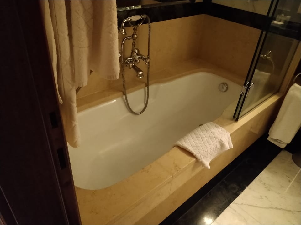 Zimmer Hotel Grande Bretagne