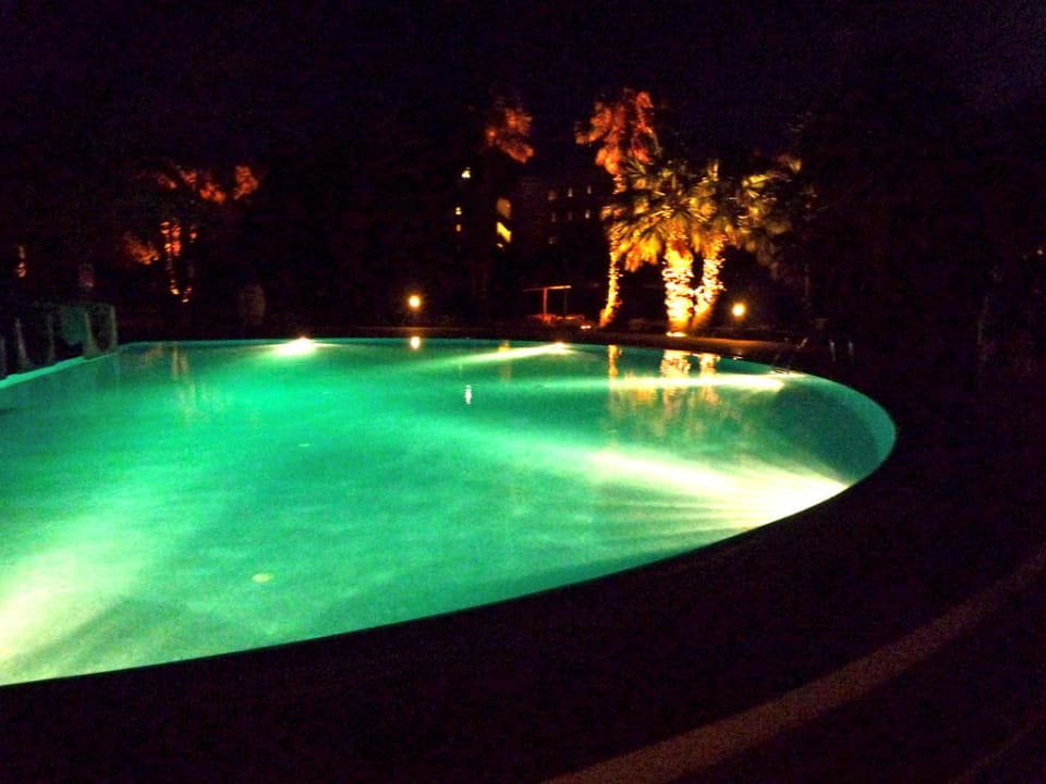Pool nachts TUI BLUE Manar