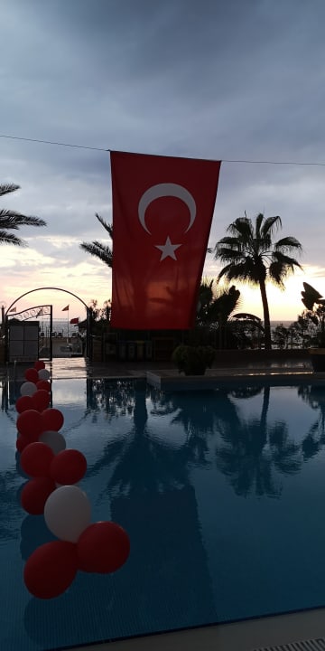 Pool Aria Resort & Spa