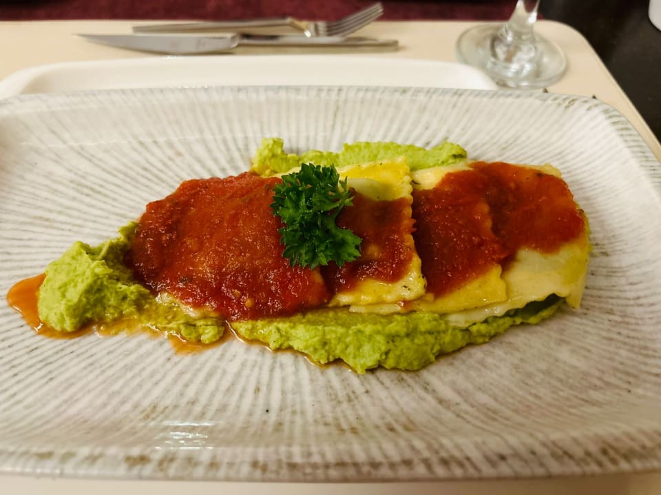 Gastro Well Palace Side