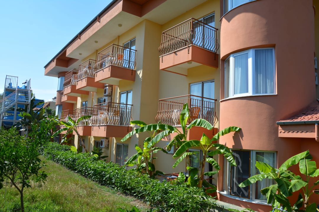 Gebäude B Yavuzhan Otel