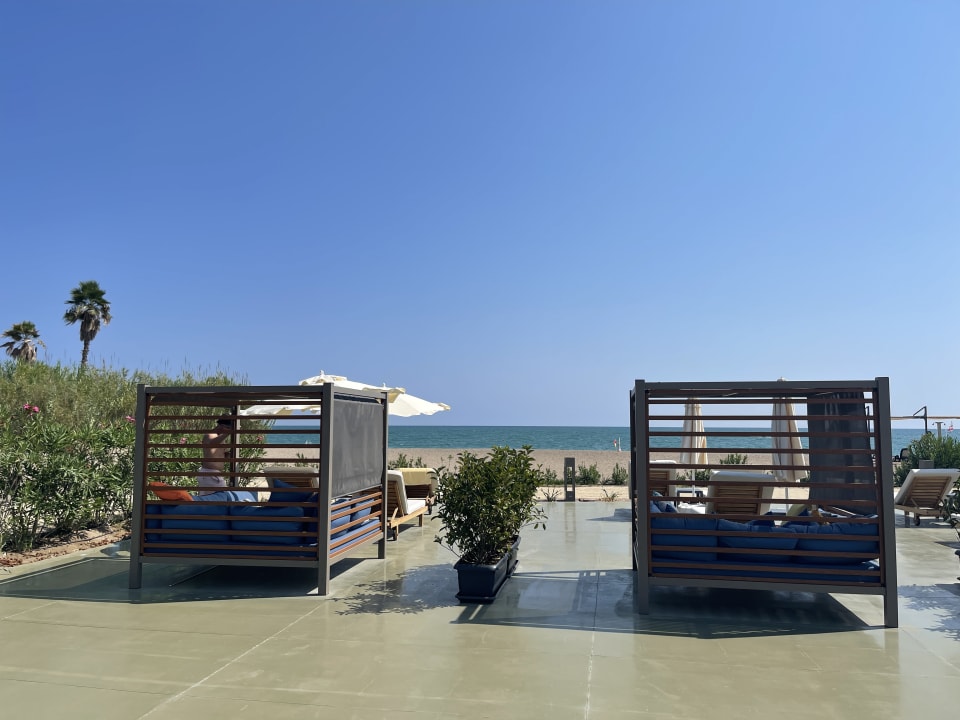 Strand Xanadu Resort Hotel