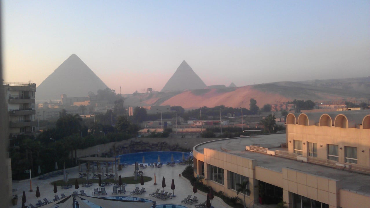 Difficult to beat room view Le Meridien Pyramids