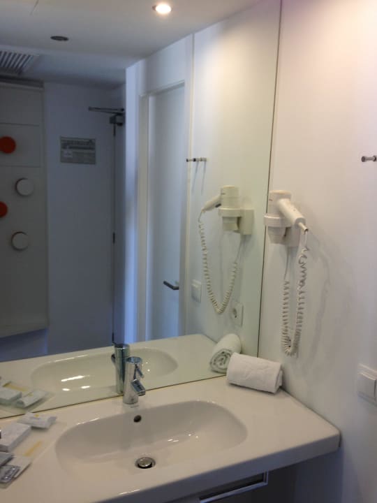 Bad Iberostar Waves Bahia de Palma