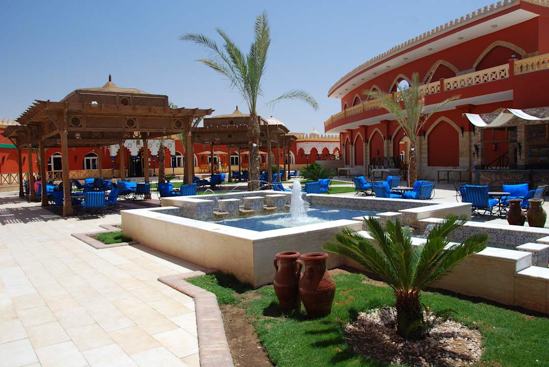 Bar hotelowy Pickalbatros Alf Leila Wa Leila Resort - Neverland Hurghada