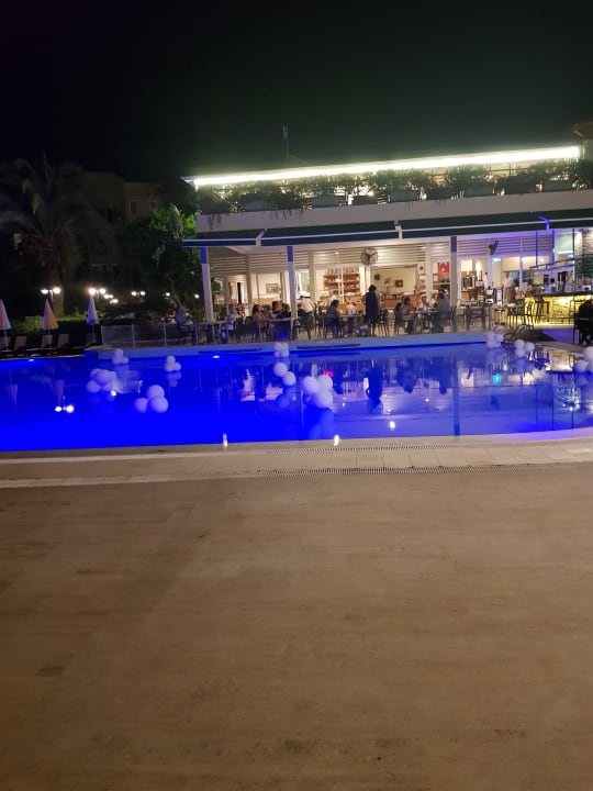 Pool Hotel Gardenia Beach