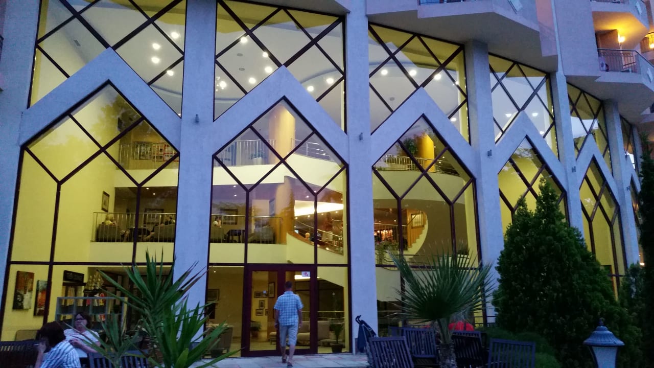 Außenansicht Odessos Park Hotel