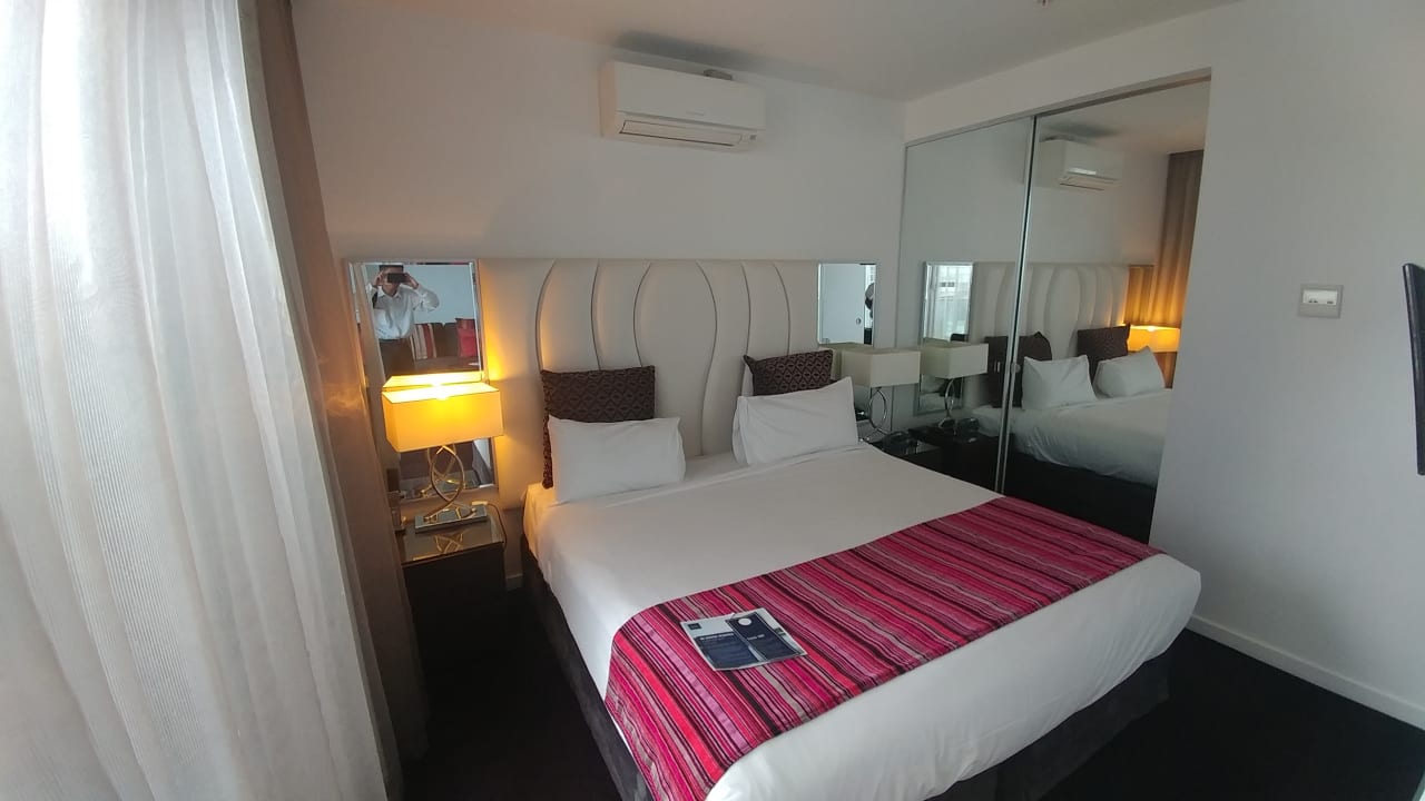 Zimmer The Sebel Melbourne Docklands Hotel